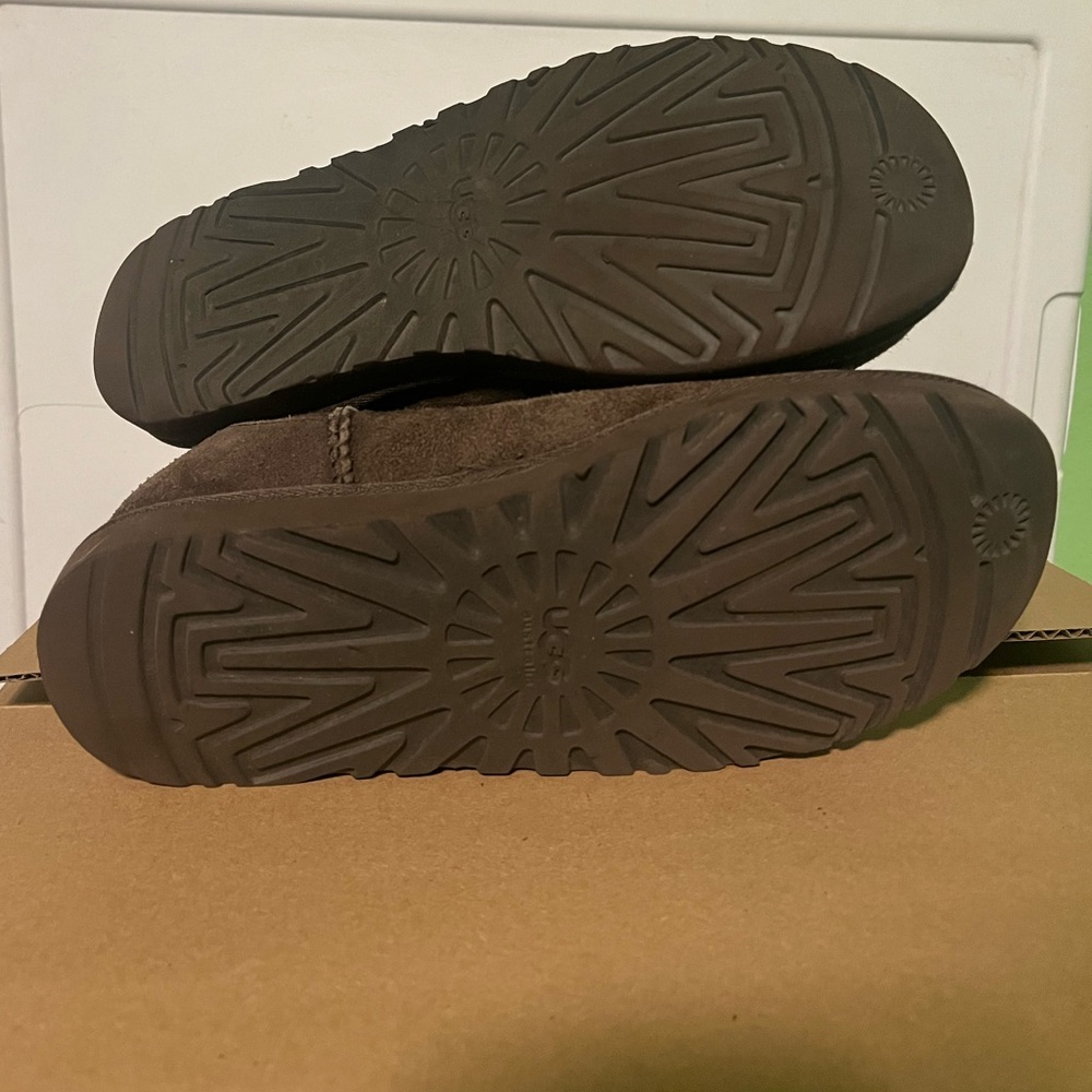 Chestnut Uggs - image 4